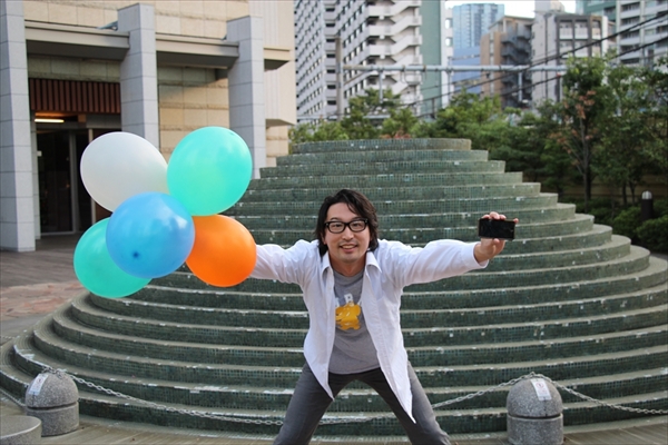 本当に 空の写真 を逆さにするだけで 宇宙からみた地球 に見えるのか トゥギャッチ